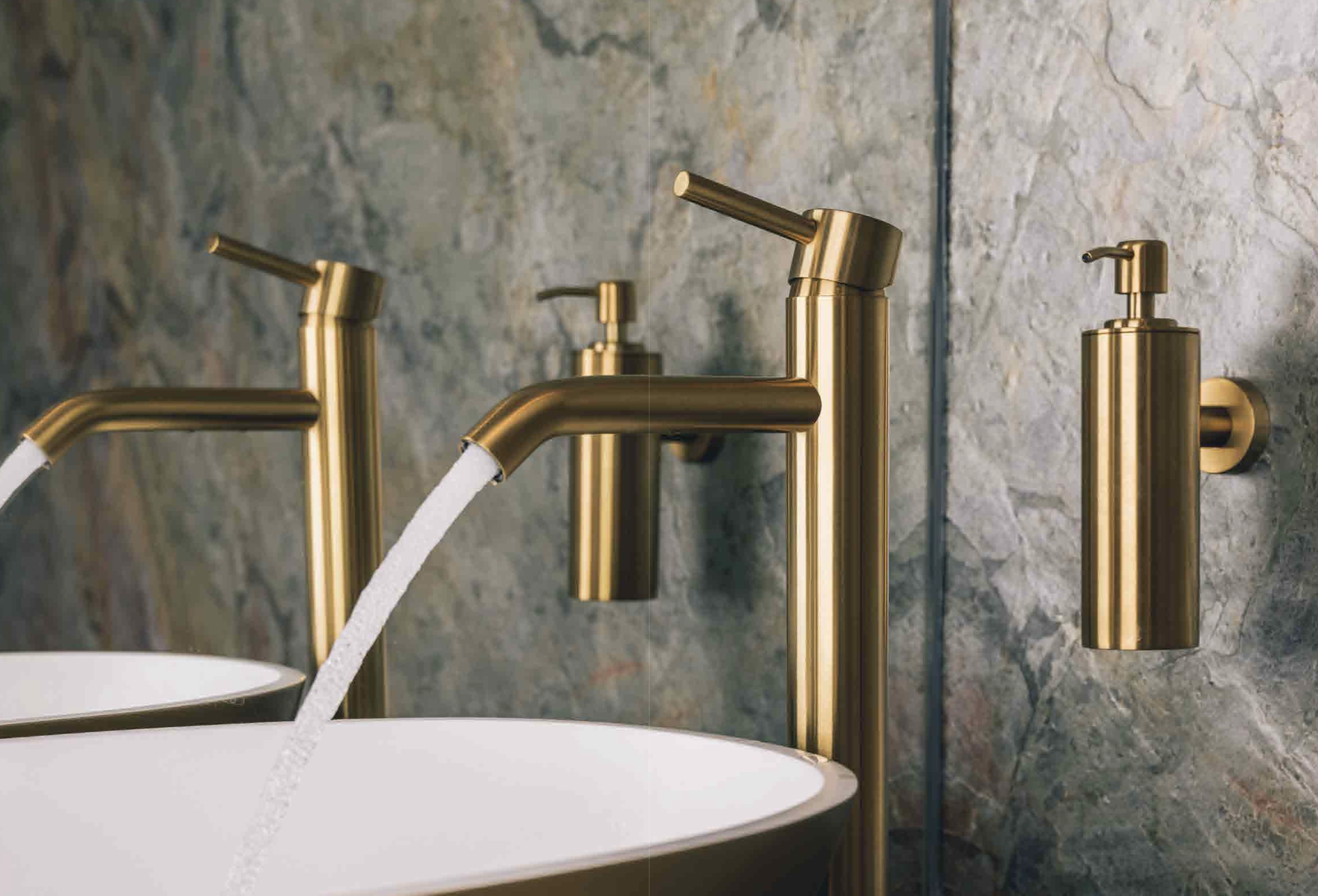 JEE-O Slimline seeria: täielik vannitoakontseptsioon stiilsete viimistlustega