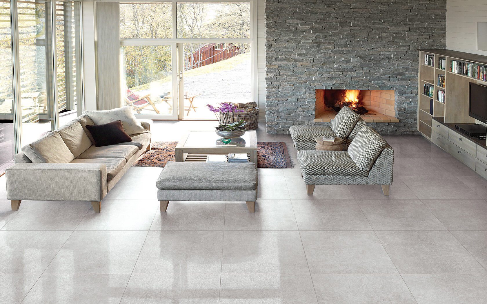 Alfalux Vertigo Pearl helehalli tooniga plaadid avaras valgusküllases elutoas