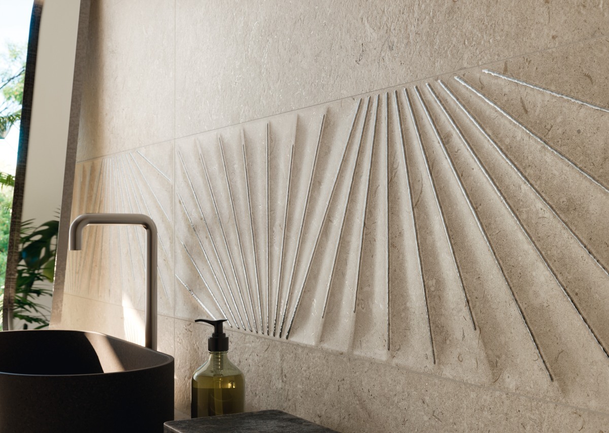 Reljeefse kiirgusmustriga beež seinaplaat toob ruumi modernset geomeetrilist stiili, olles samal ajal rahulik ja stiilne taust kaasaegsele sisekujundusele.